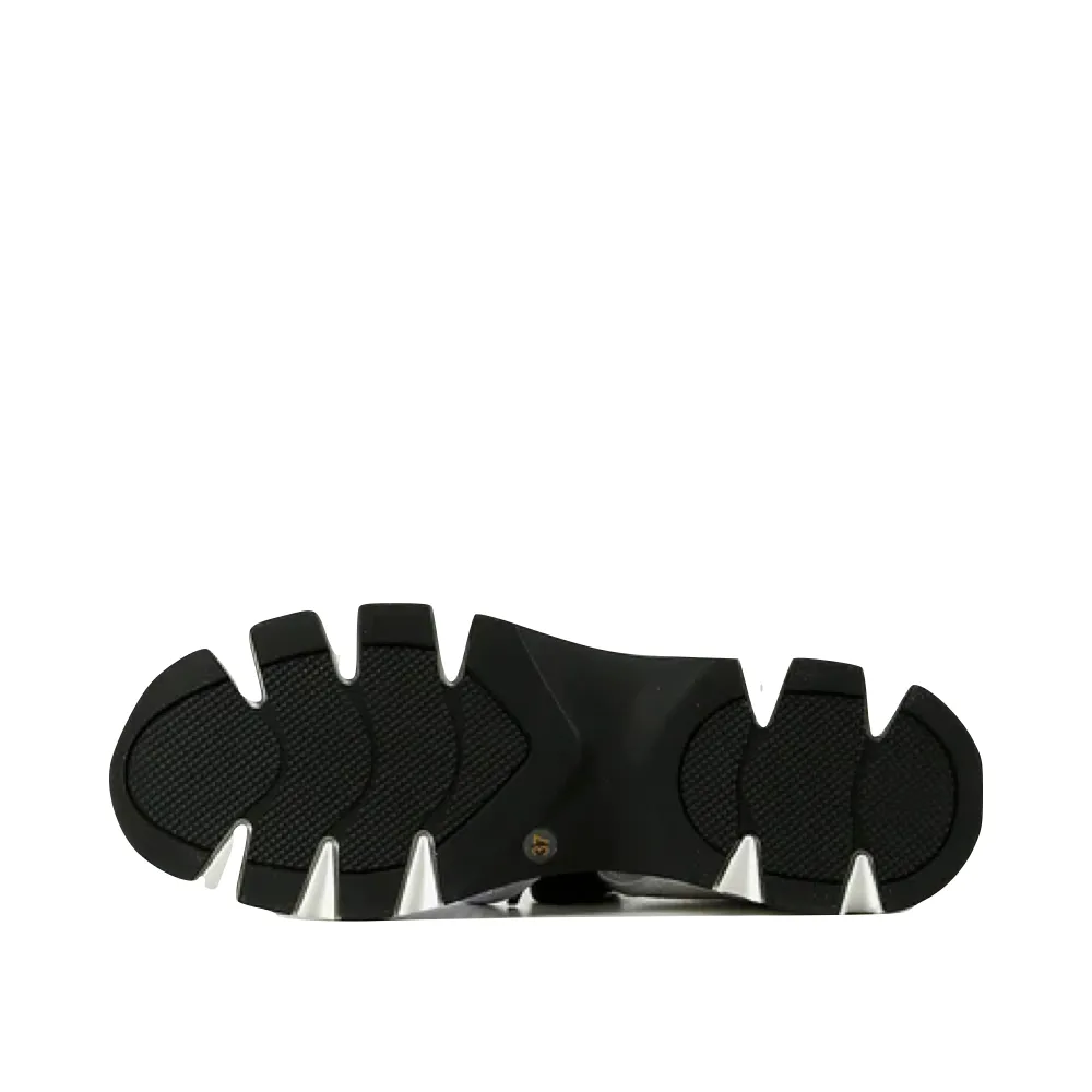 All Black Women's Erstaunliche Mesh-Sneaker in Weiß