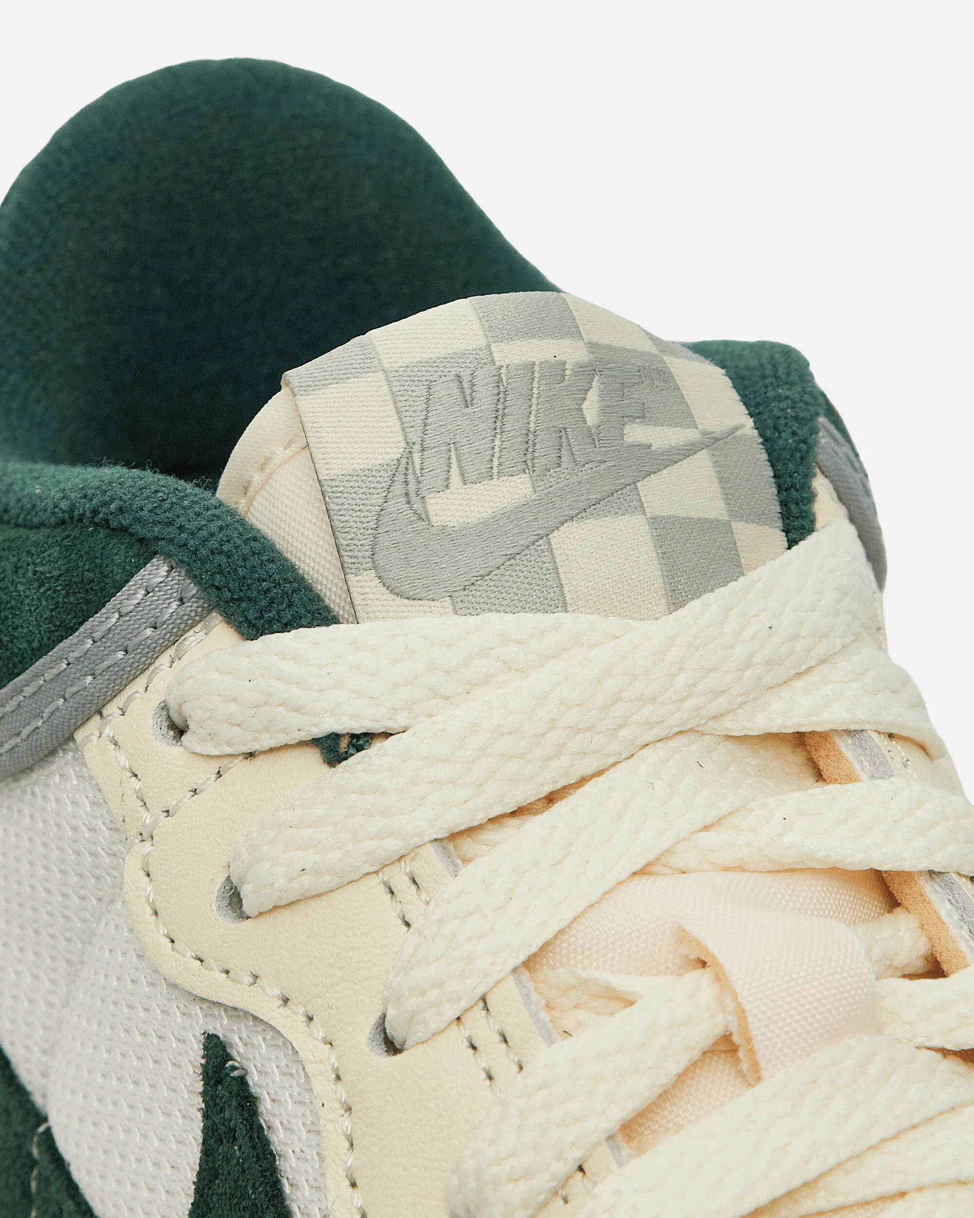 Attack Sneakers Segel / Tanne