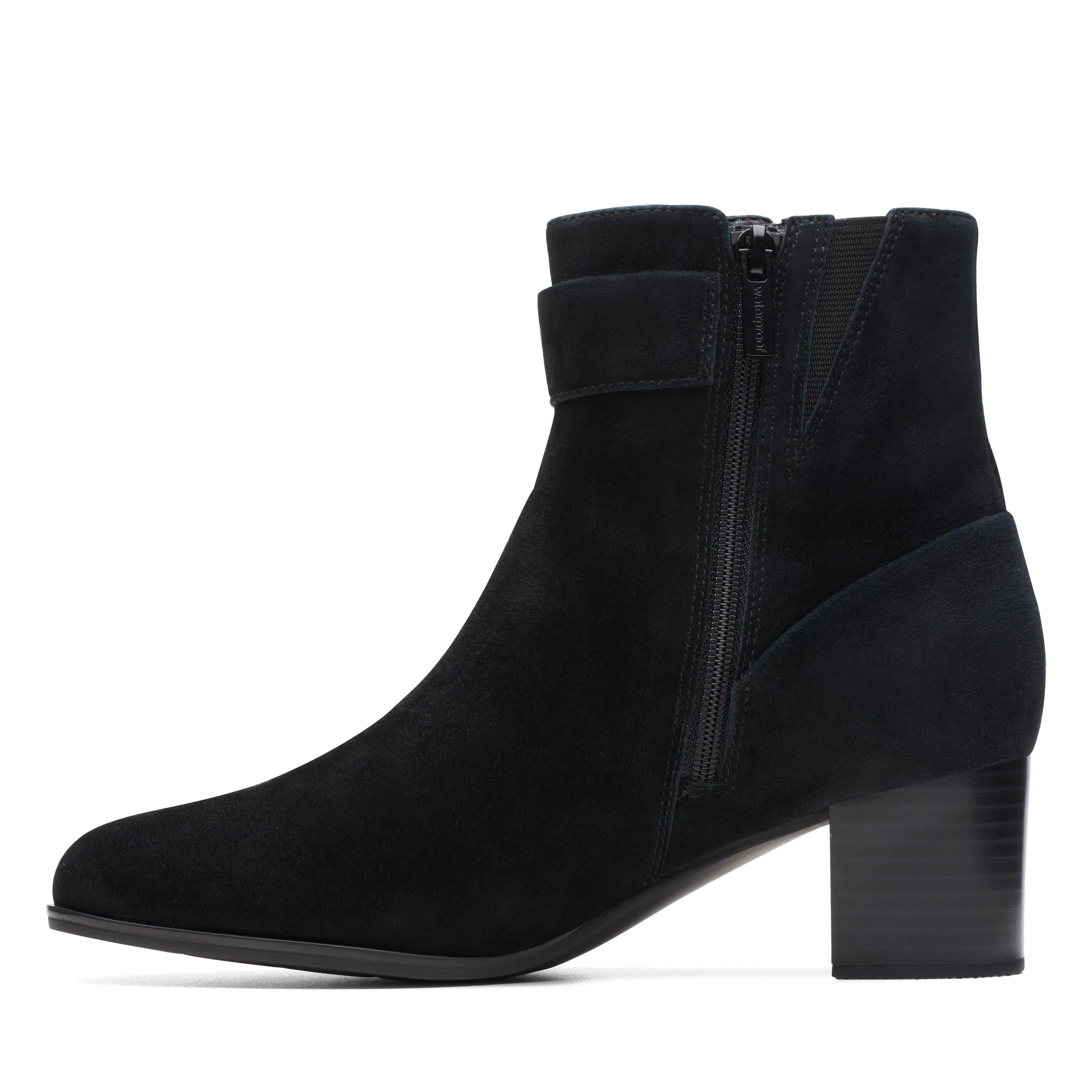 Clarks Loken Zip WP in Schwarz Wildleder