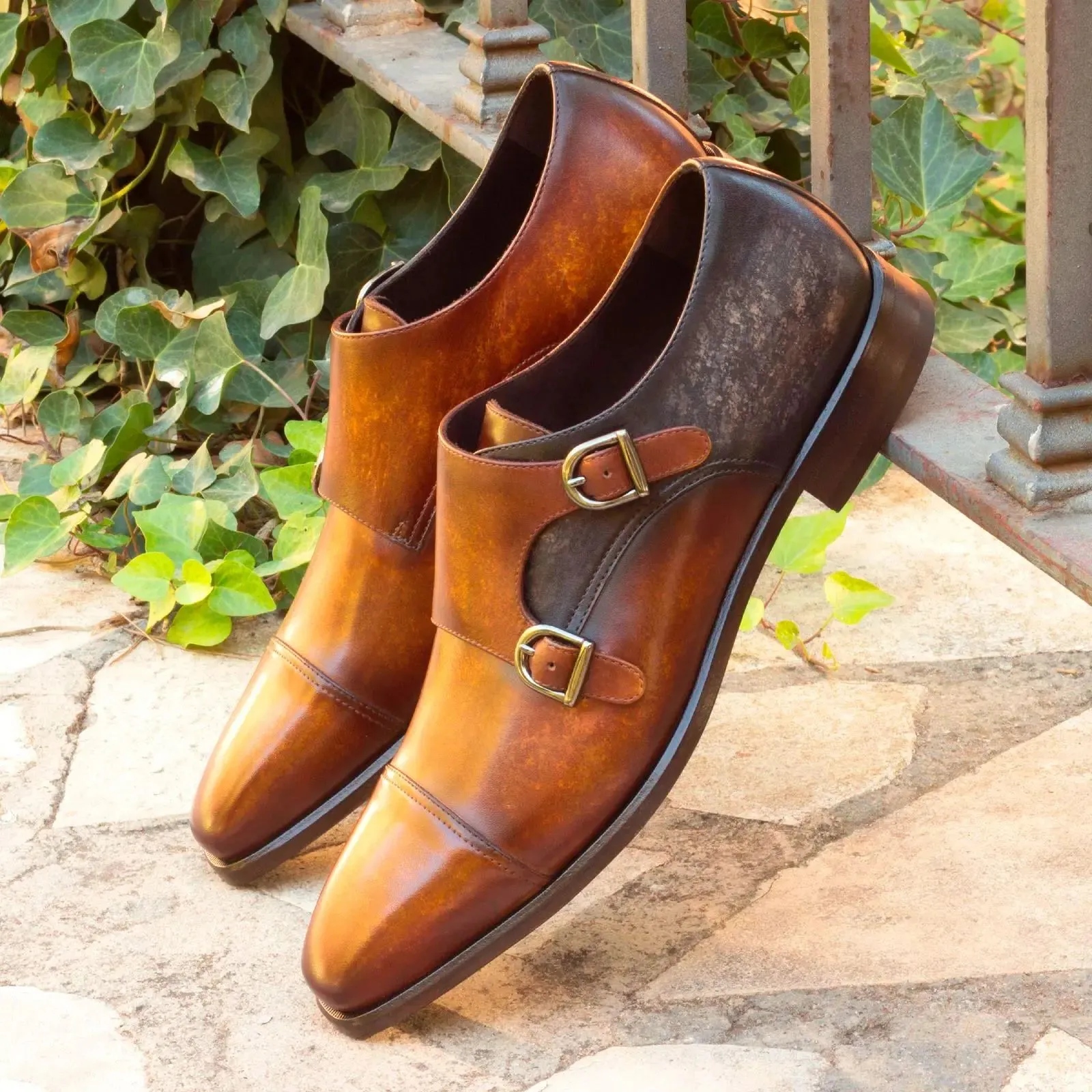 Dapperfam Schuhe DapperFam Monaco in Cognac / Grau Herrenhandbemalte Patina Doppelmonk