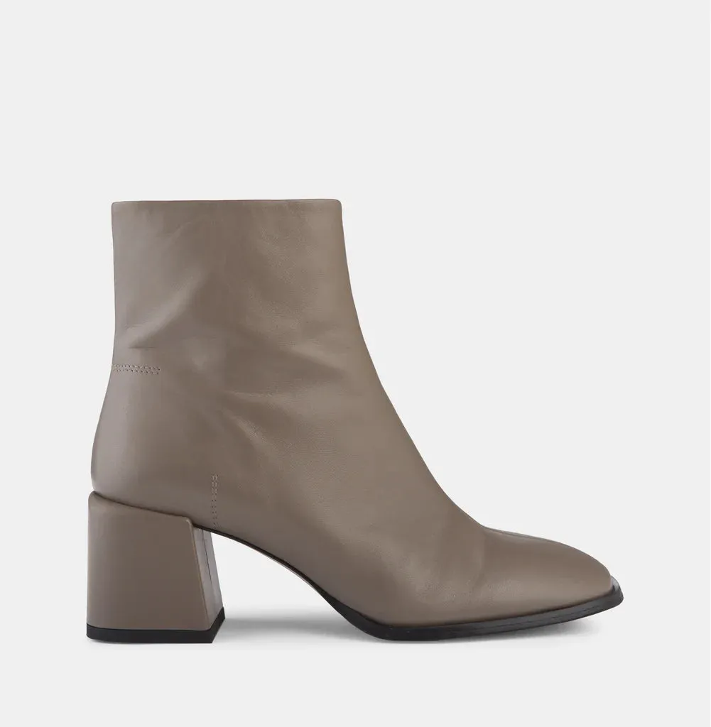 Ivylee Maxine Hellbeige - LETZTES PAAR Größe 36 Schuhe_Ivy-Lee