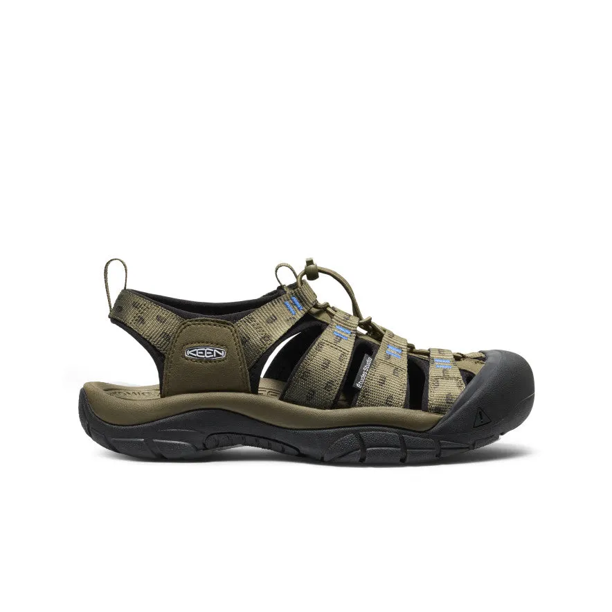 Herren Newport Retro Sandale x Études Studio | Études Olive