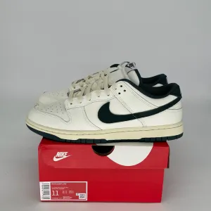 NIKE DUNK LOW ATHLETIC DEPARTMENT DEEP JUNGLE GRÖSSE 11 FQ8080-133