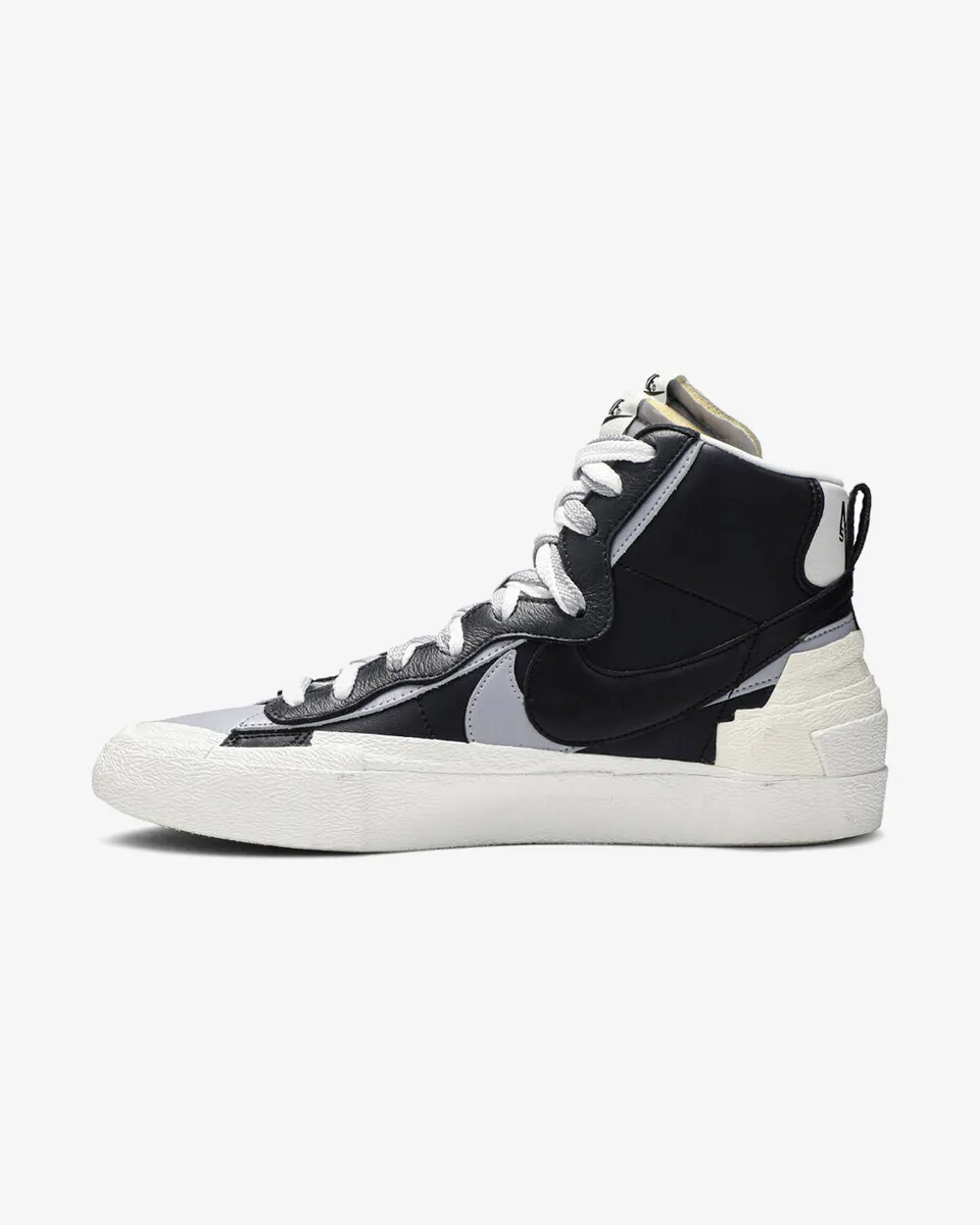 NIKE X SACAI MID BLAZER SCHWARZ