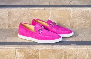 Suede Slip-On mit Horsebit-Detail in Fuchsia